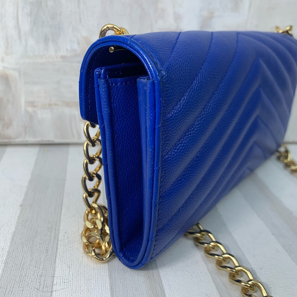 📌SOLD YSL Blue Chained Wallet - Picture 3 of 8